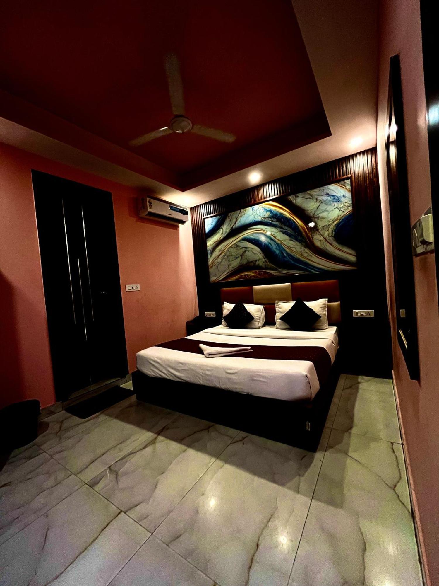 Jupiter Plaza Delhi Airport Hotel Ню Делхи Екстериор снимка