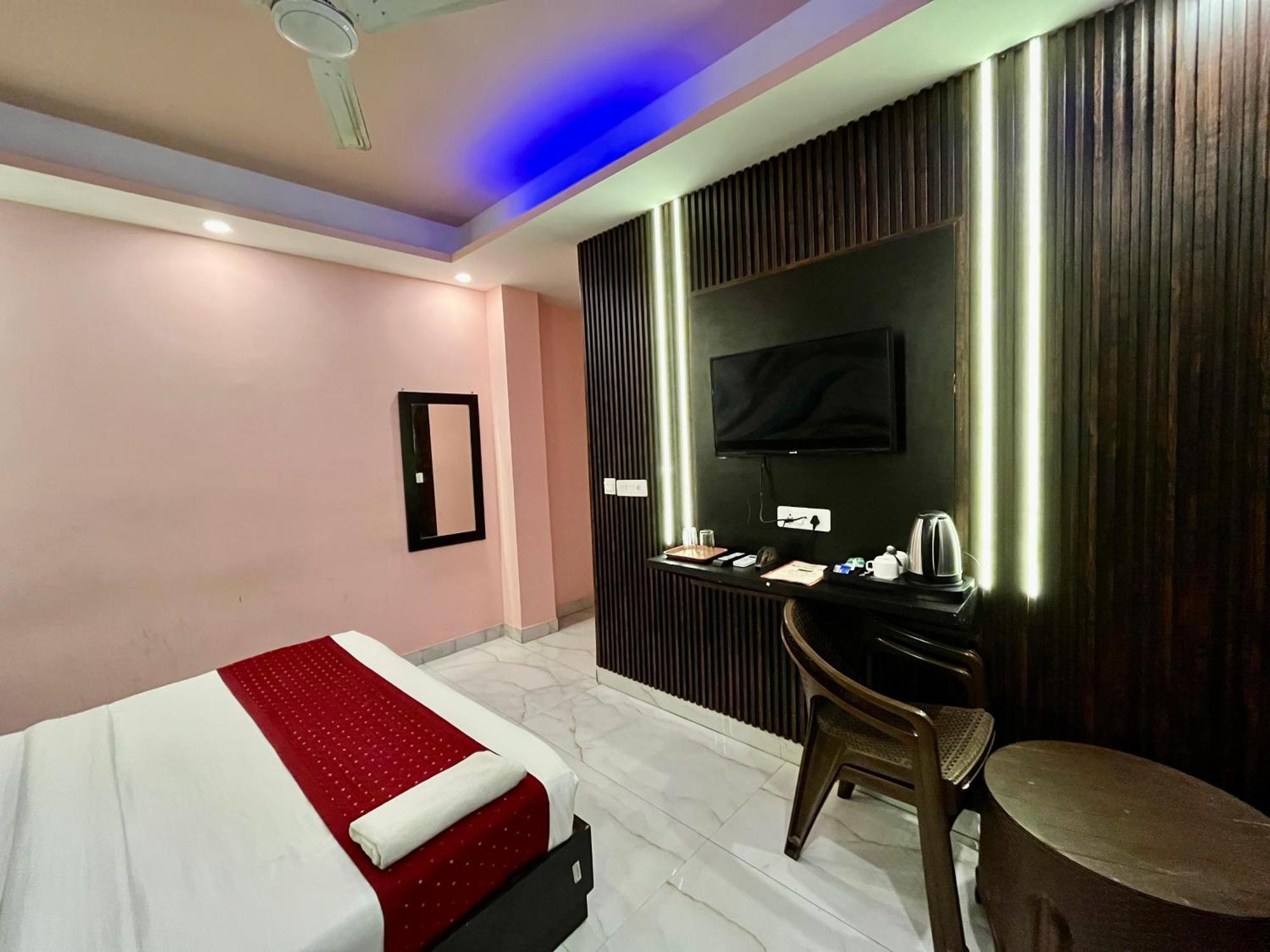 Jupiter Plaza Delhi Airport Hotel Ню Делхи Екстериор снимка