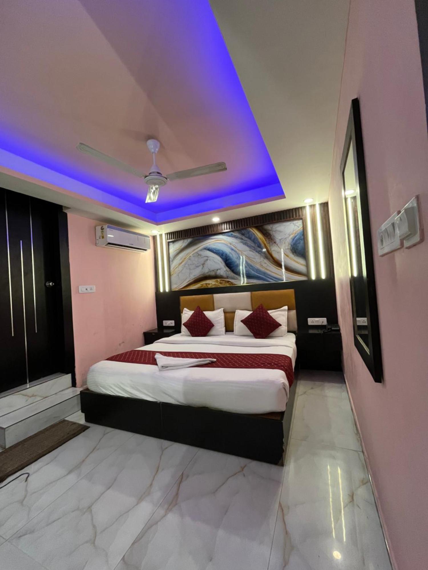 Jupiter Plaza Delhi Airport Hotel Ню Делхи Екстериор снимка